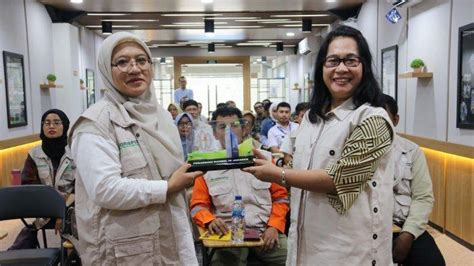 Pegadaian Kanwil Ix Jakarta Ajak Pegiat Bank Sampah Jadi Agen