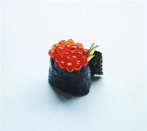 Ikura Sushi, いくら (Salmon Roe) — Sushi Modern