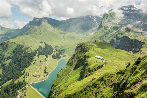 Walenpfad Auf Dem H Henweg Von Der Bannalp Zur Brunnih Tte Als Nuff