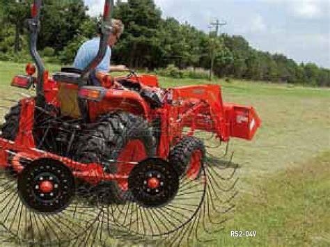 Befco 3 Point Tractor 4 Wheel V Rake Model RS2 04V