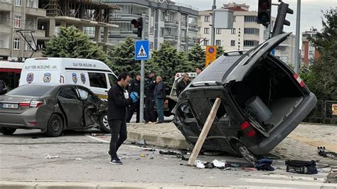 Samsun Da Feci Kaza Sivil Polis Arac Yla Hafif Ticari Ara Arp T