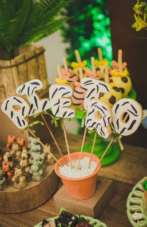 Karas Party Ideas Jungle Safari Birthday Party Karas Party Ideas