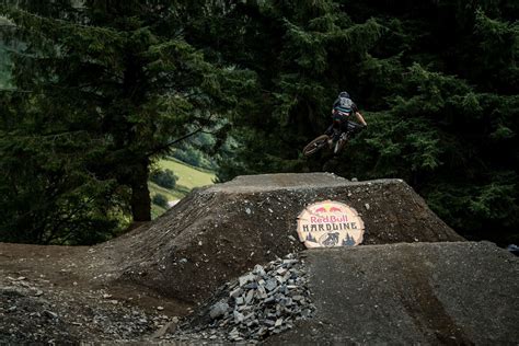 RESULTS Red Bull Hardline Qualifying Mountain Bike News Story