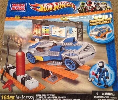 Mega Bloks Hot Wheels Speed Race Pit Stop