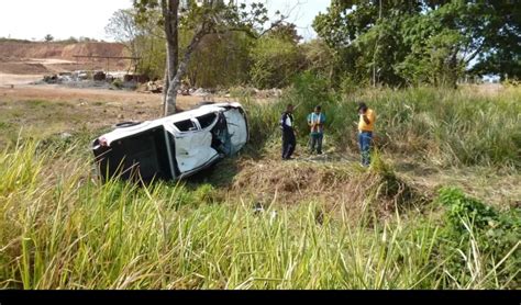 Tres Miembros De Una Misma Familia Fallecieron En Accidente Fatal En Los Algarrobos Día A Día