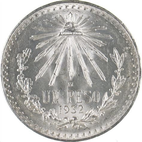 Choice Uncirculated 1932 Mexico Mexican Un Peso Silver Coin Large