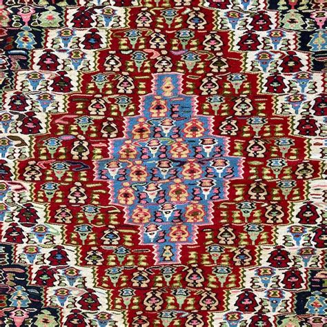 Kilim Seneh M Daillon Rouge Le Laboratoire Du Tapis Restauration