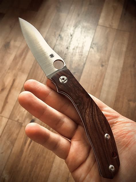 Spyderco Kapara With Desert Ironwood Scales 🤩😍 Redc