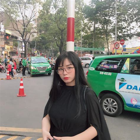 Xuất hiện nữ sinh sở hữu mặt xinh vóc dáng cực bốc lửa dự đoán cạnh tranh với hot girl ngực m