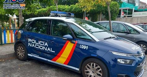 Cargas policiales frente al edificio okupado junto a Gran Vía de