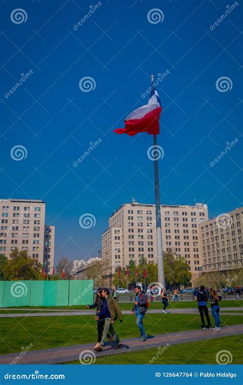 Santiago Chile September 13 2018 Tourists Walking In Front Of