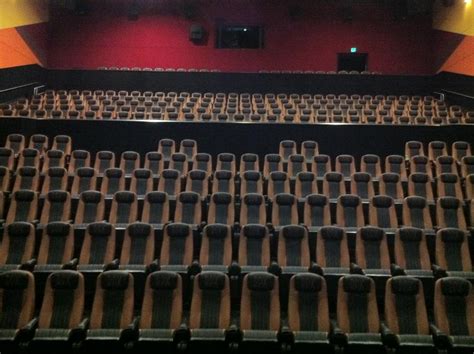 Regal Tikahtnu Stadium 16 Imax And Rpx Unique Venues