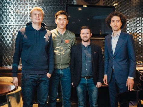 Сабуров, Романов, Комиссаренко и Незлобин на корпоративе