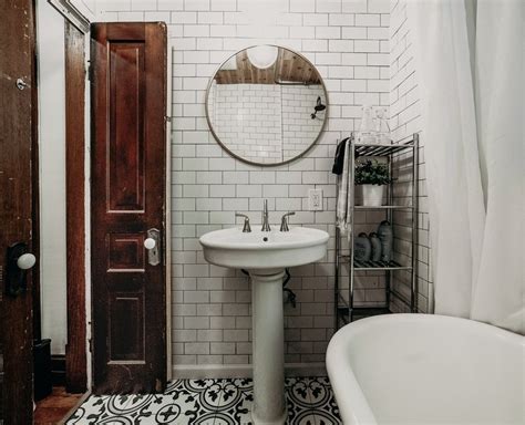 Pedestal Sink Storage Ideas And Inspiration Hunker