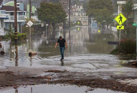 California water officials say they are prepared for record flooding as ...