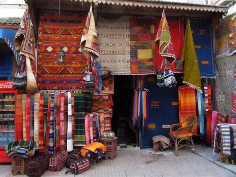 Moroccan Carpets How To Bargain Buying A Carpet In Morocco