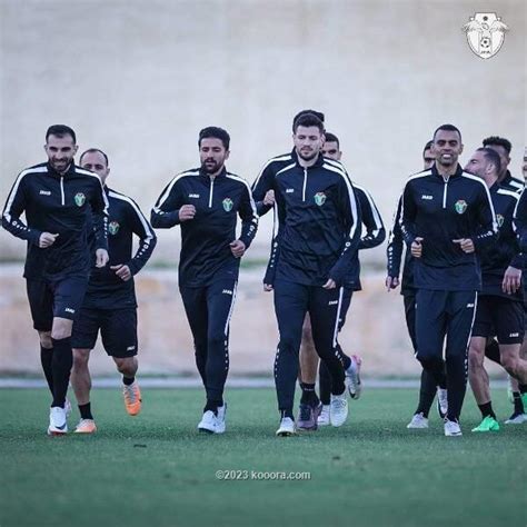 بالصور منتخب النشامى يبدأ تدريباته استعدادا لكأس آسيا