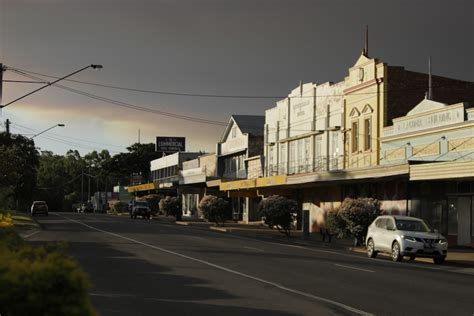 Bushfires continue to burn in Queensland's Western Downs region ...