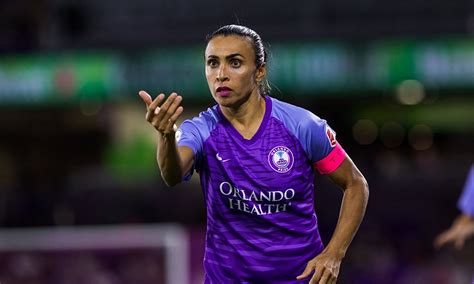 Orlando Pride anuncia que mantém Marta no elenco para a temporada