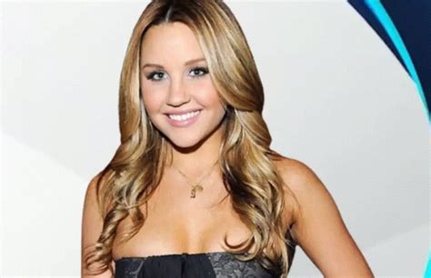 Amanda Bynes E Pranon Hapur Se Ka B R Operacione Plastike Panorama Plus