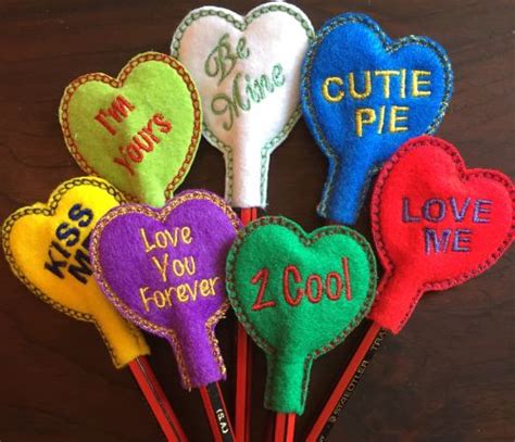Css600 Valentine Pencil Toppers C Some Stitches