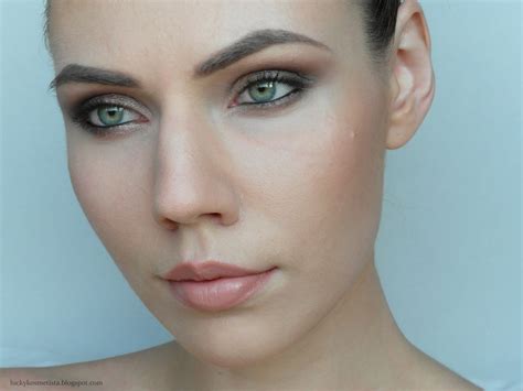 Lucky Kosmetista Naked Make Up Tutorial Sidecar Vs Hustle