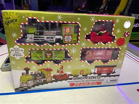 The Grinch Express Train Set 3-D Grinch 12 piece Train Set Christmas ...