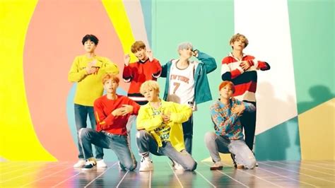 Bts S Dna Becomes Fastest K Pop Group Mv To Hit Million Views Soompi