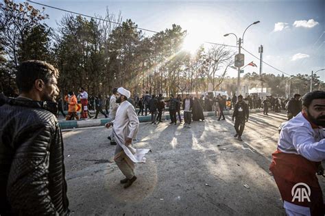 Iran Au Moins 103 Morts Dans Une Double Explosion Près De La Tombe Du