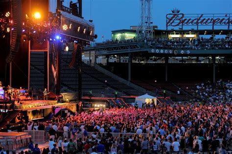 Fenway Park Concerts 2024 - Lora Marlee