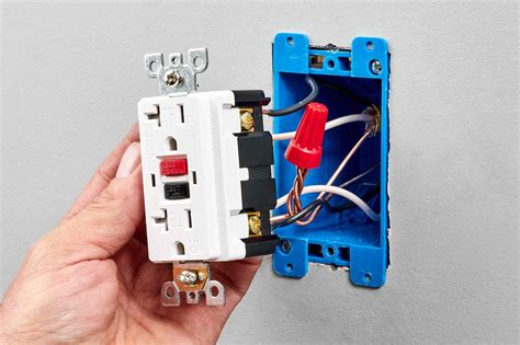 How To Wire Electrical Outlets And Switches