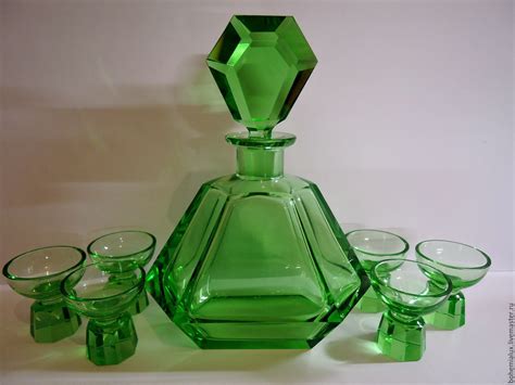 Set Decanter 6 Shot Glasses R Hlousek 1930s Art Deco Green Glass