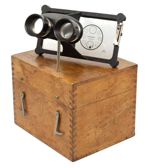 Carl Zeiss stereoscope - Stereoscopy History