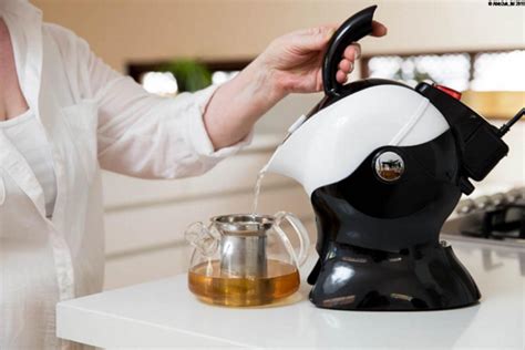 Uccello Kettle Tipper Ergonomic Disability Tipping Aid Safely Pourer A