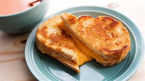 The Tasty Bread Swap Youll Want To Use For Your Next Grilled Cheese