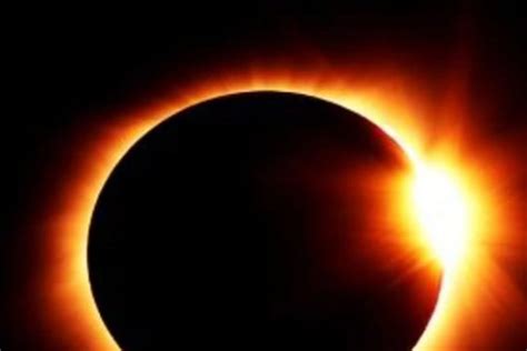 Solar Eclipse 2022 இந்த ஆண்டின் முதல் சூரிய கிரகணம் எப்போது தெரியமா News18 தமிழ்