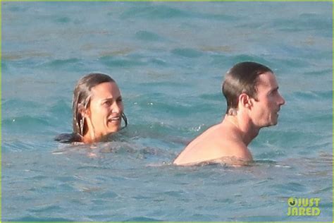 Pippa Middleton Shows Off Her Bikini Body With Husband James Matthews In St Barts After Giving