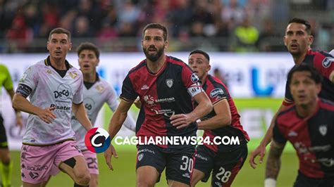 Cagliari Palermo, pronti Pavoletti e Luvumbo dal primo minuto ...