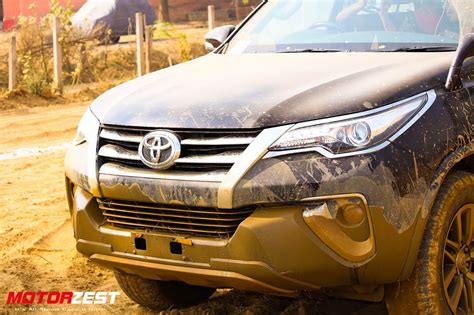 Putting the new Fortuner through a tough off-road track - MotorZest