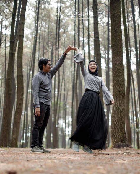 Ide Prewedding Casual Outdoor Unik Keren