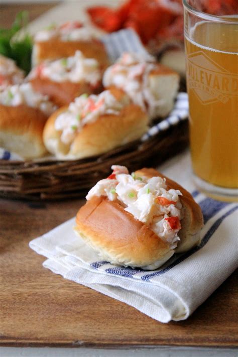 Jenny Steffens Hobick: Mini Lobster Rolls for the Superbowl... or ...