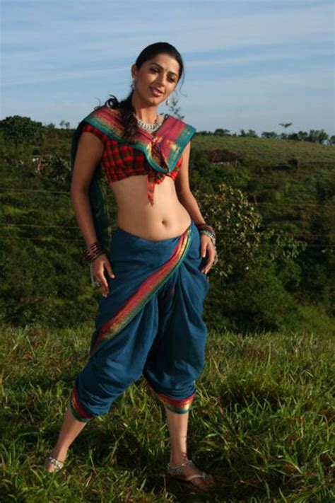 Bhumika Chawla Hot Navel