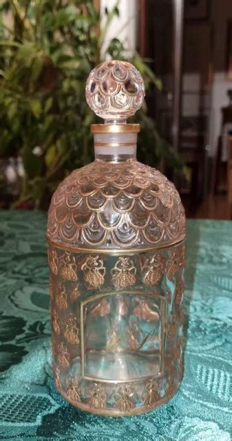 ANCIEN FLACON EAU de Cologne IMPÉRIALE décor Abeilles doré 500 ml vide