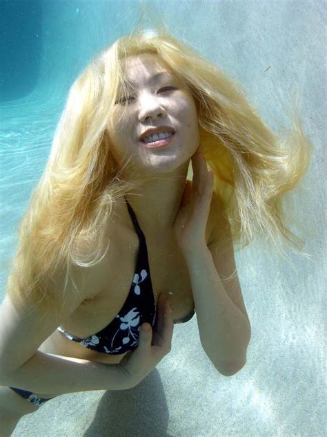 Vanity Sex Underwater Tour