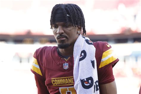 Nfl World Reacts To Jayden Daniels Face Injury During Playoffs