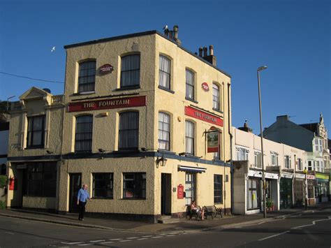 The Fountain Hastings Oast House Archive Cc By Sa Geograph