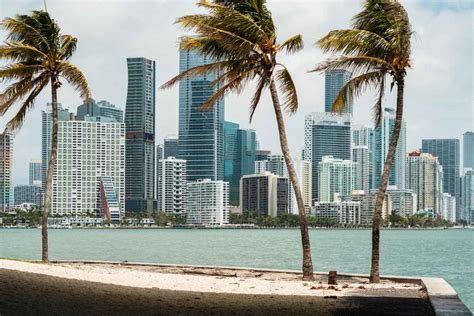 Próximo domingo cambia la hora en Miami