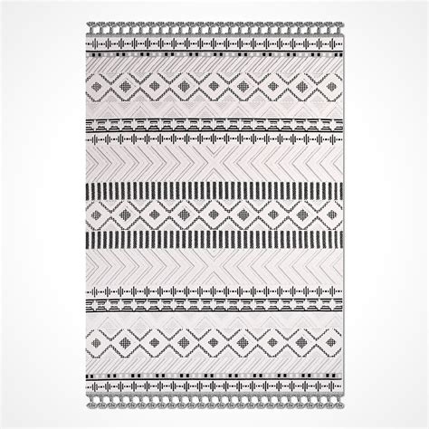 Aegean House Nectar White Geometric Polyester Machine Made Area Rug