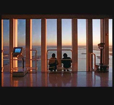 Windows on the World, World Trade Center 1999 : r/RetroFuturism