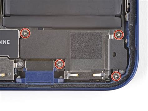 Как заменить аккумулятор iPhone 12 - пошаговые действия с фото